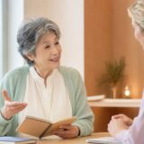 70代から外国人講師とのマンツーマン英会話を楽しむ初心者女性
