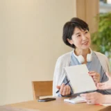 英会話教室で洋楽を使って学ぶ大人女性の初心者